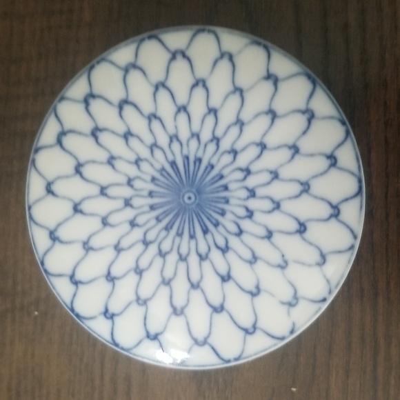 Vintage trinket ceramic dish with lid - Picture 2 of 4